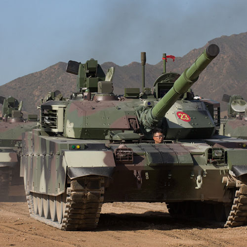 八發(fā)八中！兵器工業(yè)集團(tuán)多款“裝甲與反裝甲”武器首次公開(kāi)實(shí)彈射擊